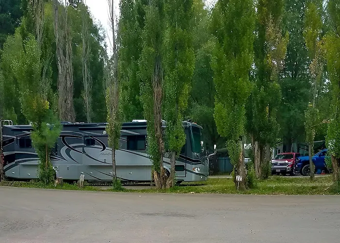 Rainbow Lake Cabin & Rv