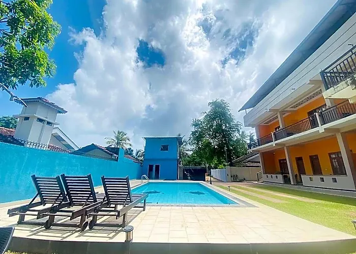 Woodnest Saayoo Resort