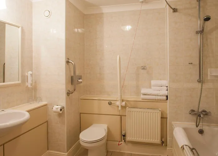 Holiday Inn Reading West By Ihg