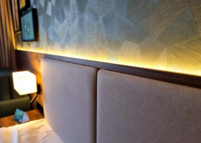 Holiday Inn London Gatwick - Worth By Ihg