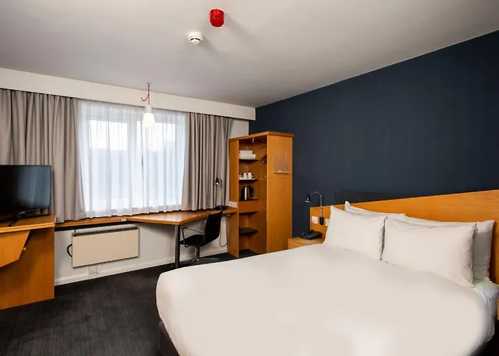 Holiday Inn Express East Midlands Airport By Ihg