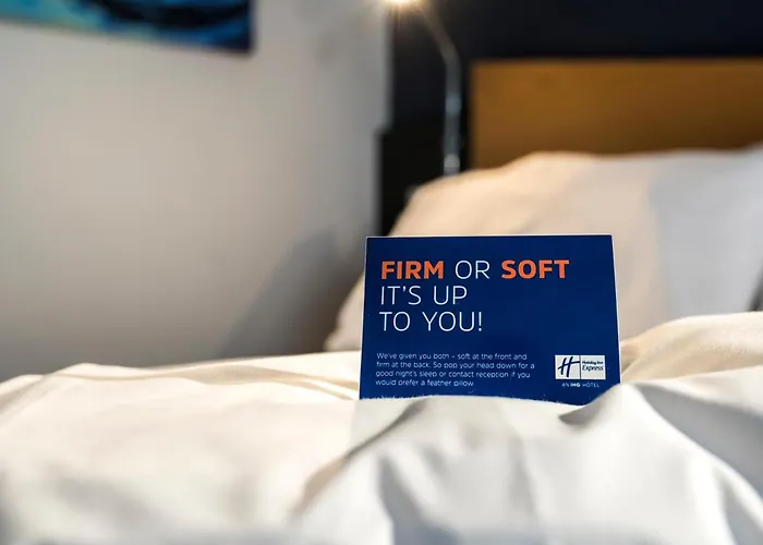 Holiday Inn Express Newport By Ihg