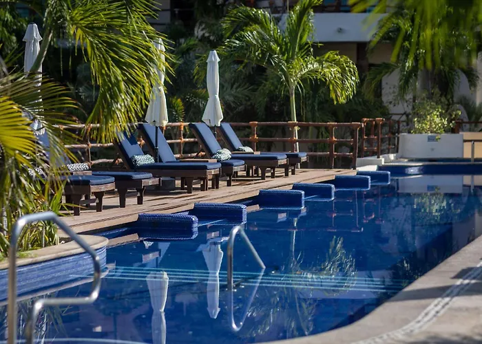 Porto Playa Condo Hotel And Beach Club