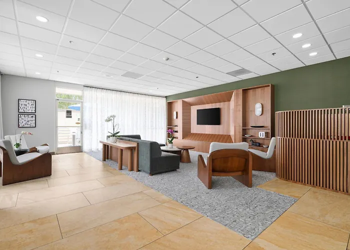 Gateway Hotel Santa Monica