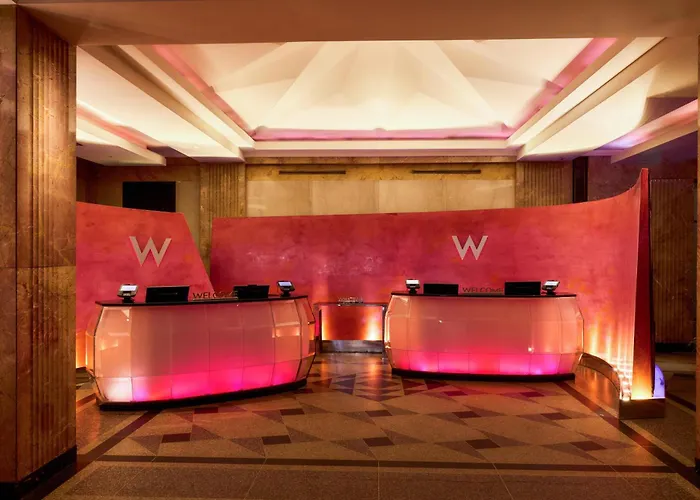 W Minneapolis - The Foshay