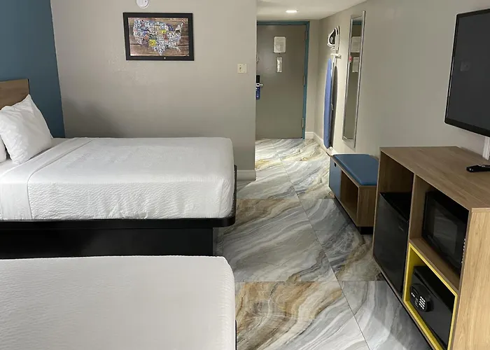 Days Inn By Wyndham Jersey City