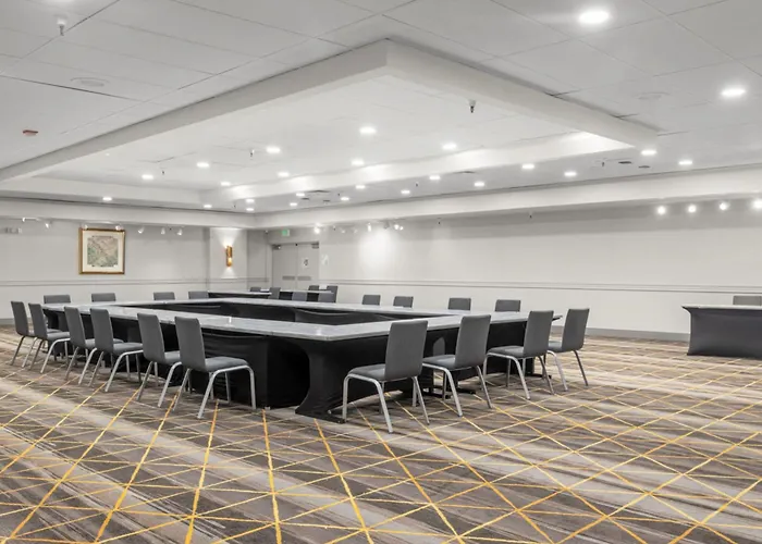 Holiday Inn San Francisco - Golden Gateway Newly Renovated With No Resort Fee