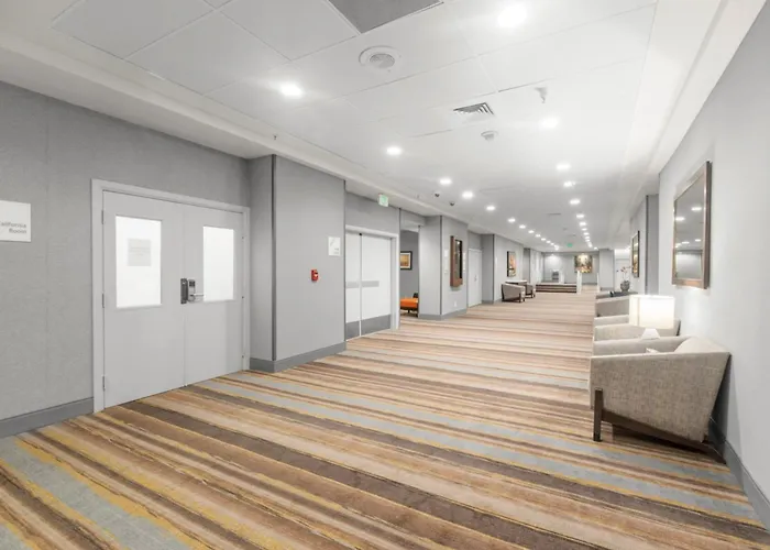 Holiday Inn San Francisco - Golden Gateway Newly Renovated With No Resort Fee