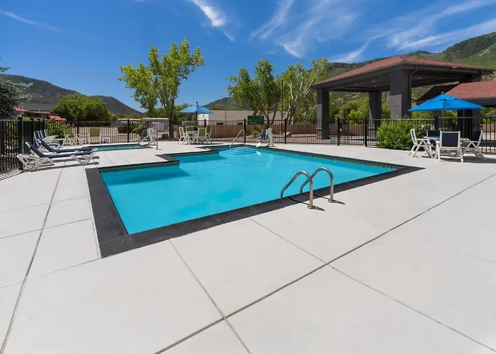 Holiday Inn Express Glenwood Springs Aspen Area By Ihg