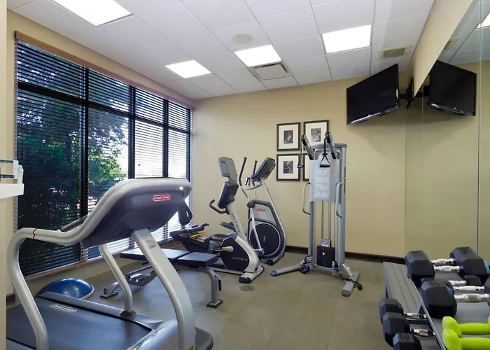 Holiday Inn & Suites Phoenix Airport By Ihg