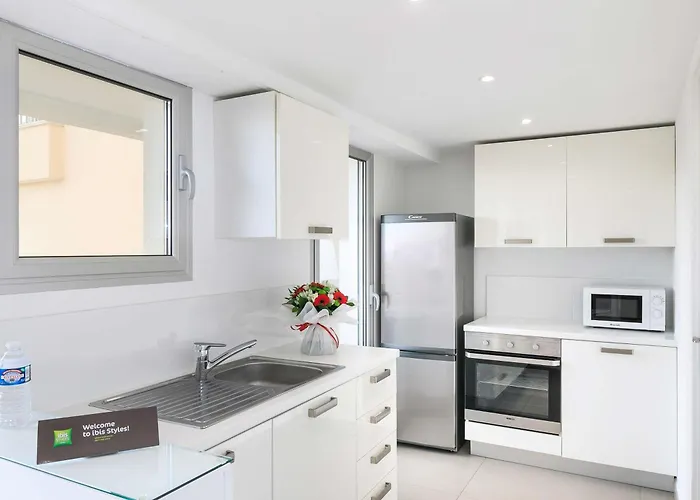 Ibis Styles Menton Centre