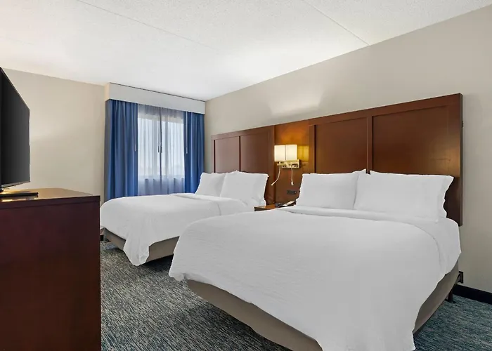 Garner Hotel Warren Northwest By Ihg