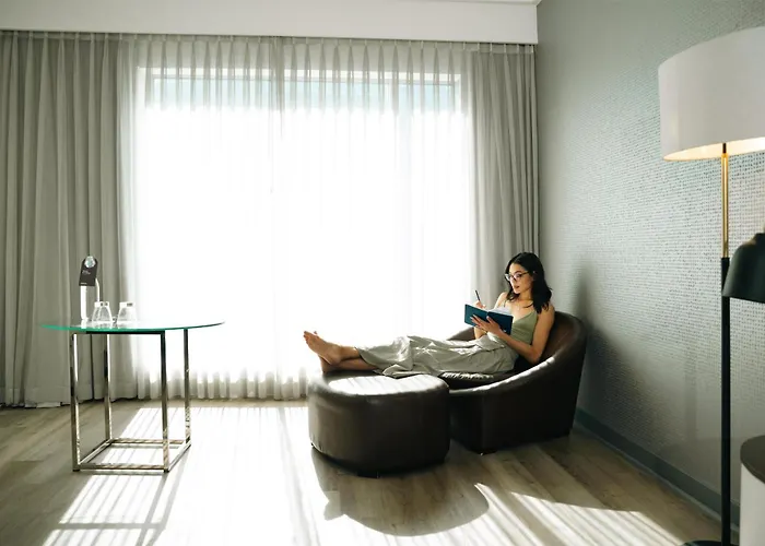 Radisson Blu Gautrain Hotel, Sandton Johannesburg