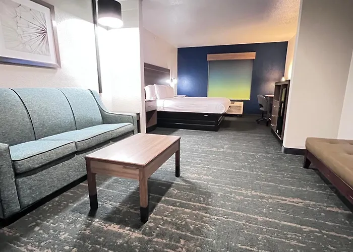 Best Western Plus Memorial Inn