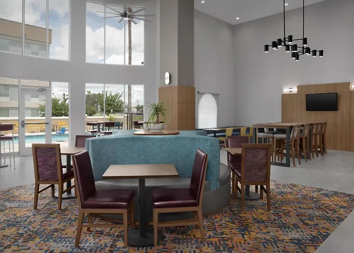 Hampton Inn & Suites Lake City