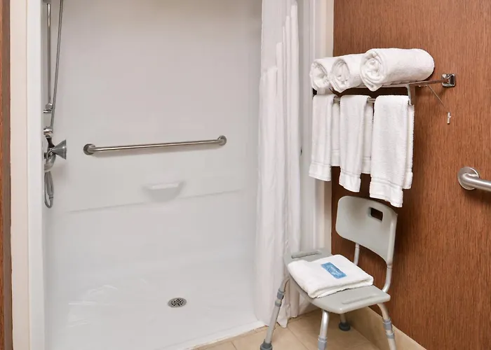 Holiday Inn Express Lewisburg - New Columbia By Ihg