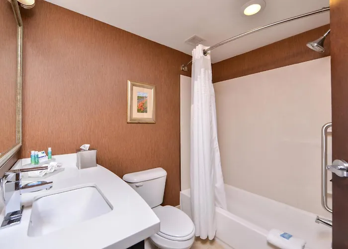 Holiday Inn Express Lewisburg - New Columbia By Ihg