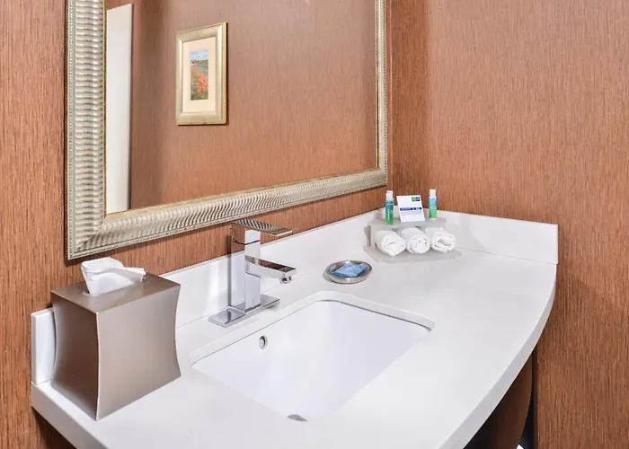 Holiday Inn Express Lewisburg - New Columbia By Ihg