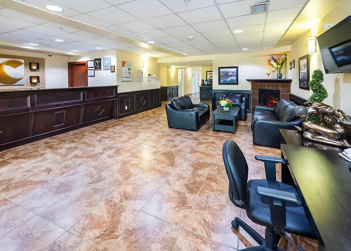 Comfort Inn & Suites Edson - Yellowhead Highway
