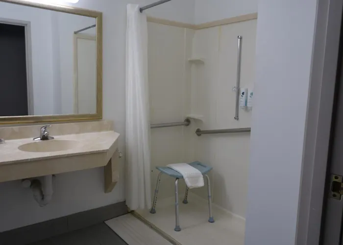 Country Inn & Suites By Radisson, Round Rock, Tx