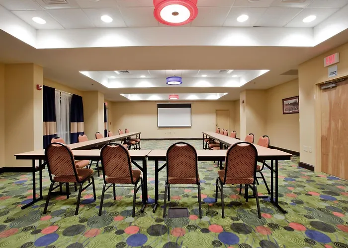 Holiday Inn Express Hotel Raleigh Southwest By Ihg