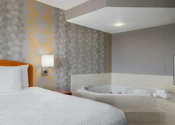 Courtyard By Marriott Tysons Mclean