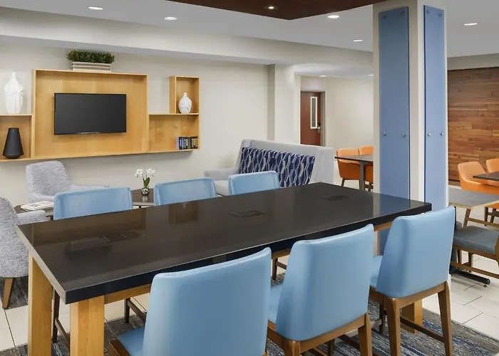 Holiday Inn Express Irondequoit By Ihg