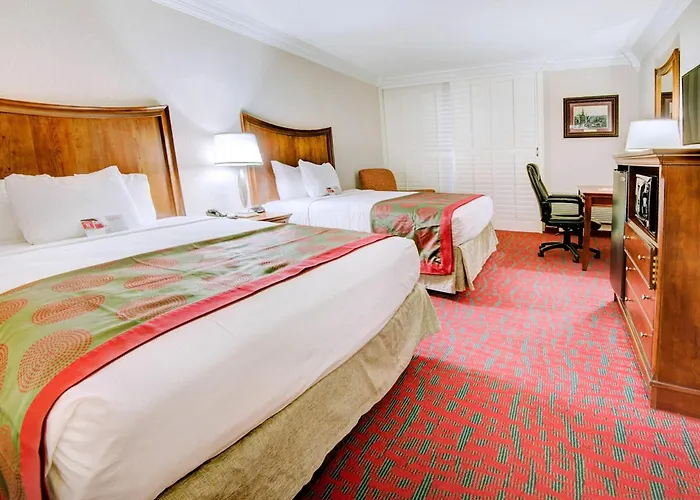 Ramada By Wyndham Metairie New Orleans Airport