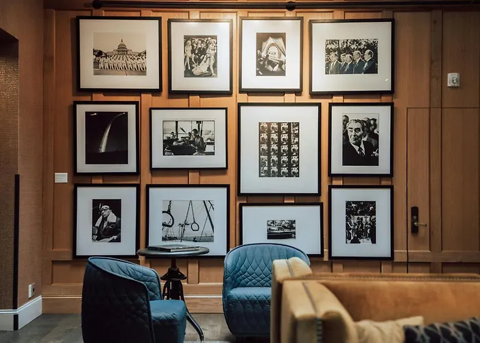Hotel Lucia, a Provenance Hotel