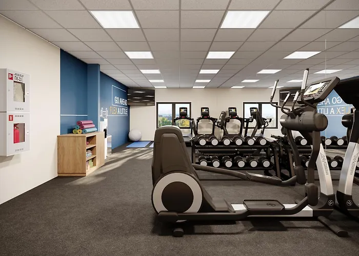 Holiday Inn Express & Suites Southfield - Detroit