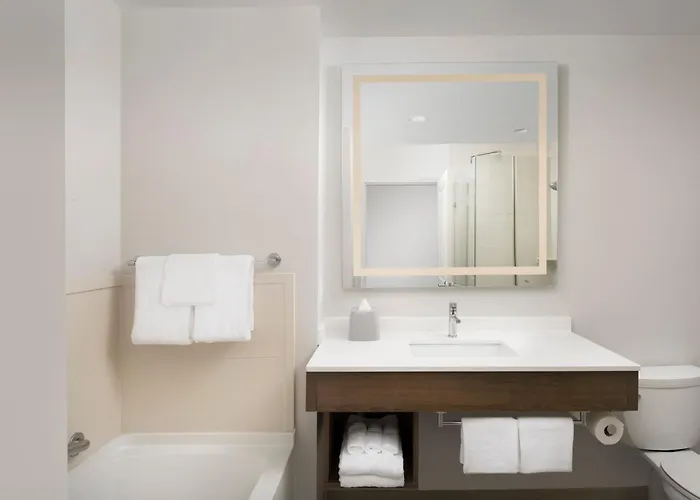 Holiday Inn Express Jacksonville Beach By Ihg