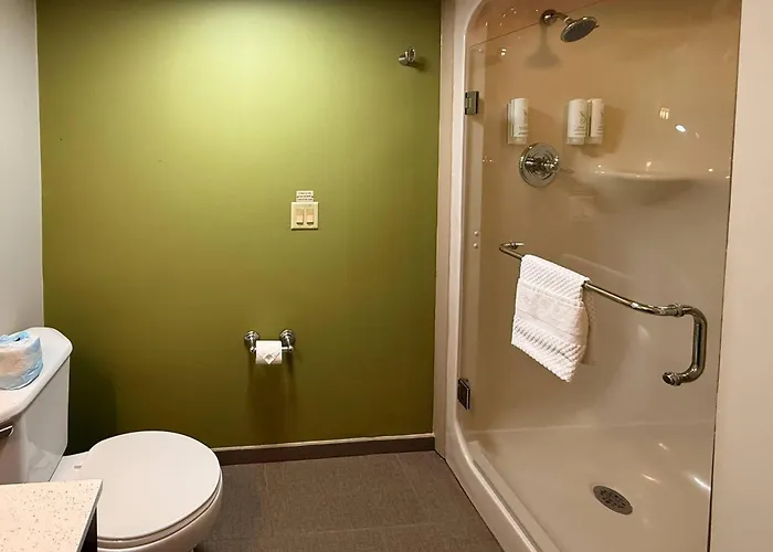 Sleep Inn & Suites Niantic North