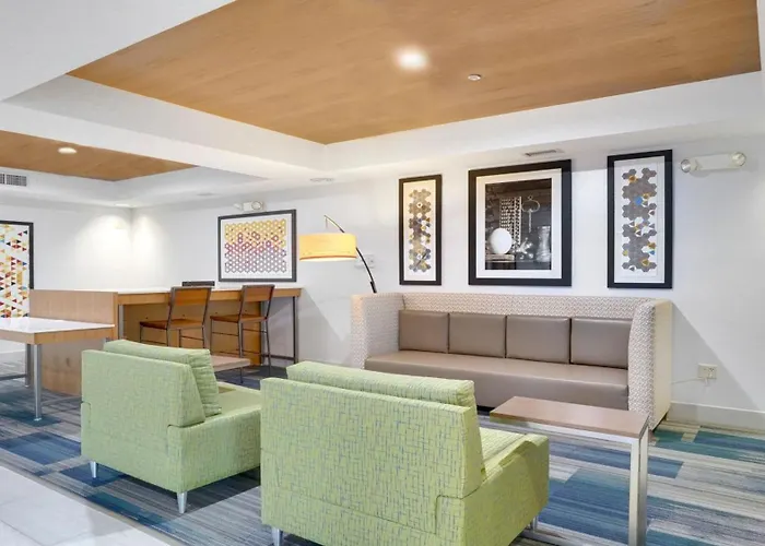Holiday Inn Express Hotel & Suites Portland By Ihg