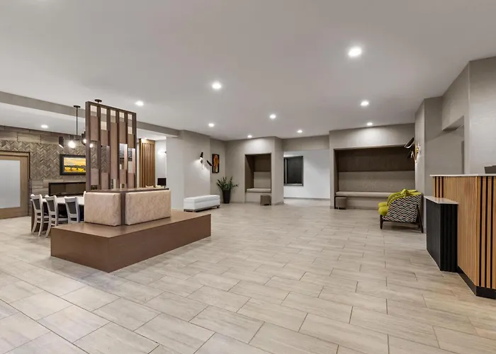 La Quinta Inn & Suites By Wyndam Knoxville West