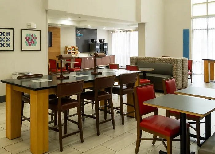 Holiday Inn Express & Suites Columbia-Fort Jackson By Ihg