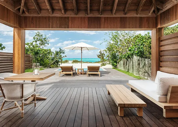 Como Parrot Cay