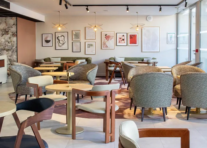 Brit Hotel Cahors Centre - Le Valentre