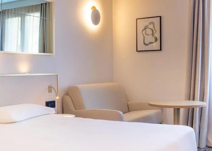 Brit Hotel Cahors Centre - Le Valentre
