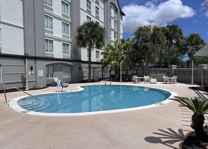 La Quinta By Wyndham Jacksonville Butler Blvd