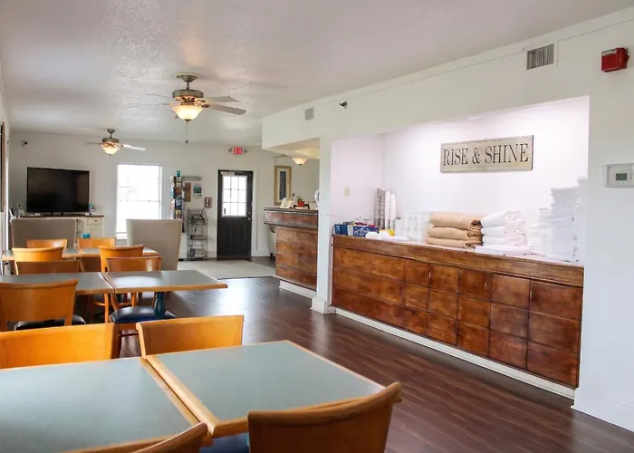 Hatteras Island Inn
