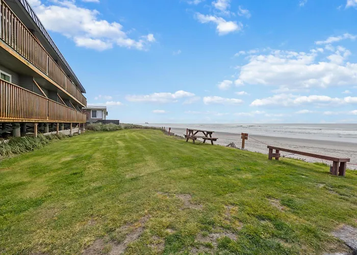 Surfside Resort