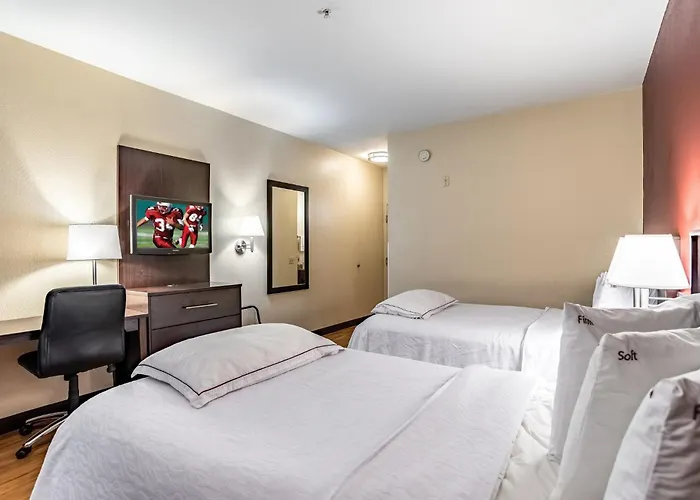 Red Roof Inn Plus + Phoenix West