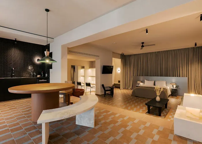 Kouros Exclusive Suites - Adults Only