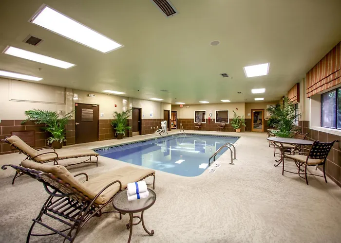 Holiday Inn Express Hotel & Suites - Atlanta/Emory University Area By Ihg