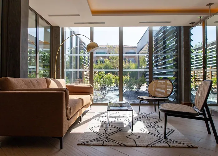 Zenitude Hotel La Valadiere, Ascend Hotel Collection