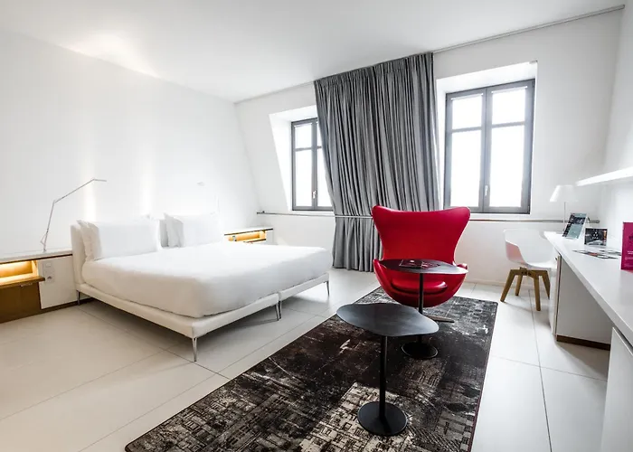 Hôtel C2