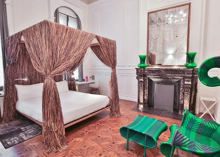 Hôtel C2