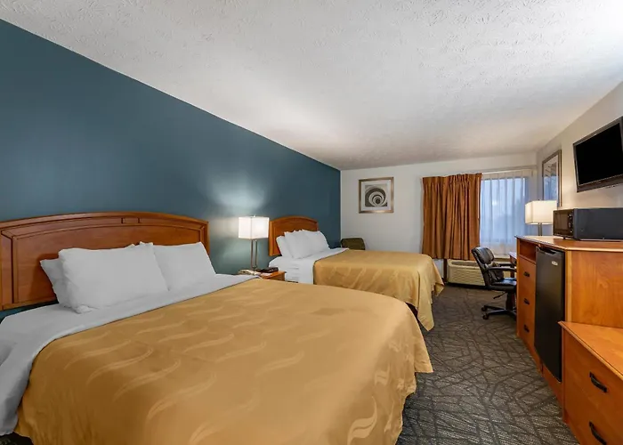 Quality Inn Austintown-Youngstown West