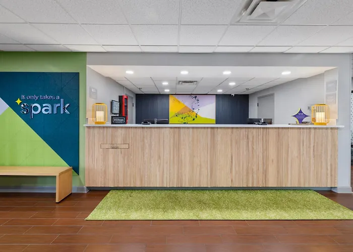 Spark By Hilton Waynesboro