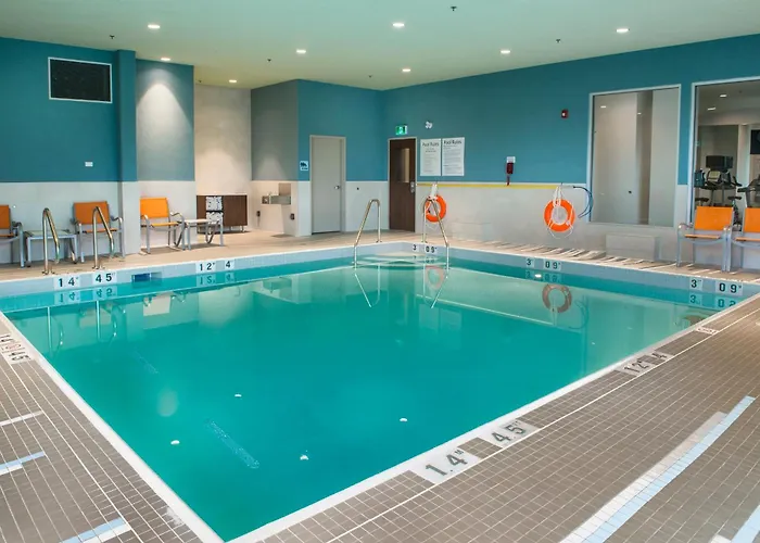 Holiday Inn Express & Suites Victoria-Colwood By Ihg